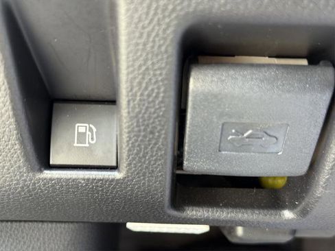 Certified 2025 Toyota RAV4 LE image 18