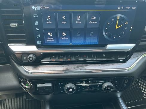 Used 2023 Chevrolet Silverado 1500 LTZ w/ Technology Package AWD/4WD image 16