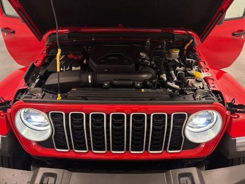 Used 2025 Jeep Wrangler Unlimited Sahara image 63