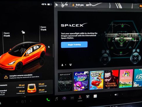 Used 2022 Tesla Model 3 Performance image 23