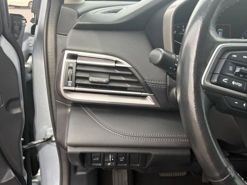 Used 2023 Subaru Outback Limited image 16