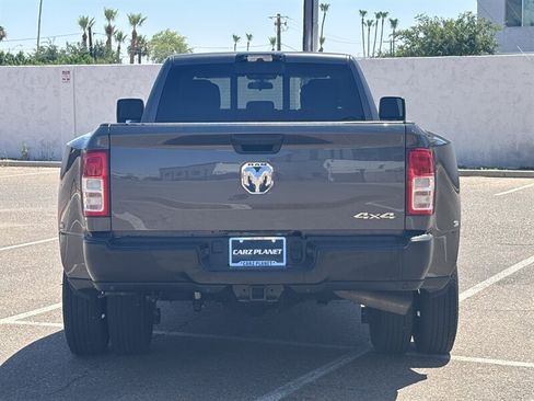 Used 2024 RAM 3500 Tradesman w/ Chrome Appearance Group AWD/4WD image 7