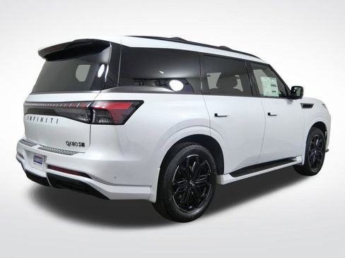 New 2026 INFINITI QX80 4WD image 2