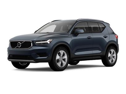 Certified 2022 Volvo XC40 T5 Momentum