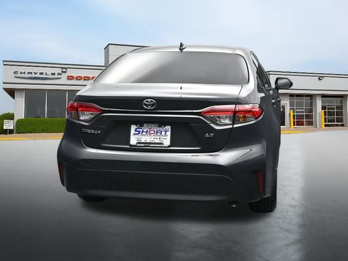 Used 2026 Toyota Corolla LE FWD image 4
