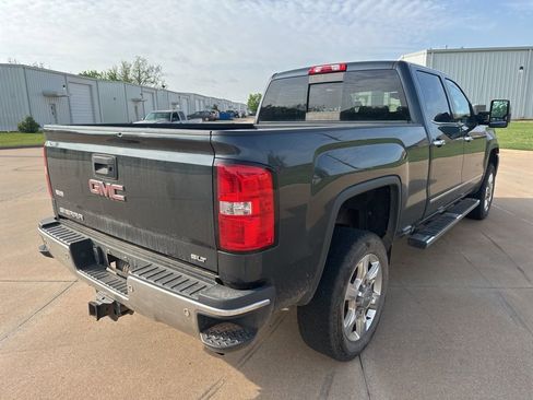 Used 2018 GMC Sierra 2500 SLT AWD/4WD image 5