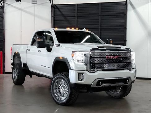 Used 2022 GMC Sierra 2500 Denali w/ Denali Ultimate Package AWD/4WD image 5