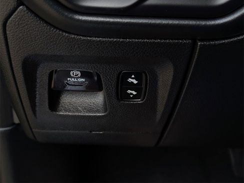 Used 2019 RAM 1500 Limited w/ Advanced Safety Group image 22