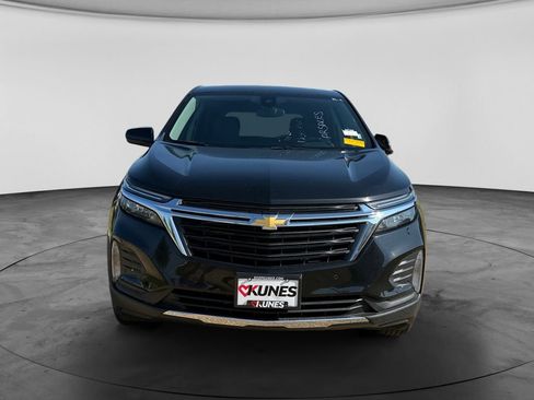 Used 2024 Chevrolet Equinox LT AWD/4WD image 3