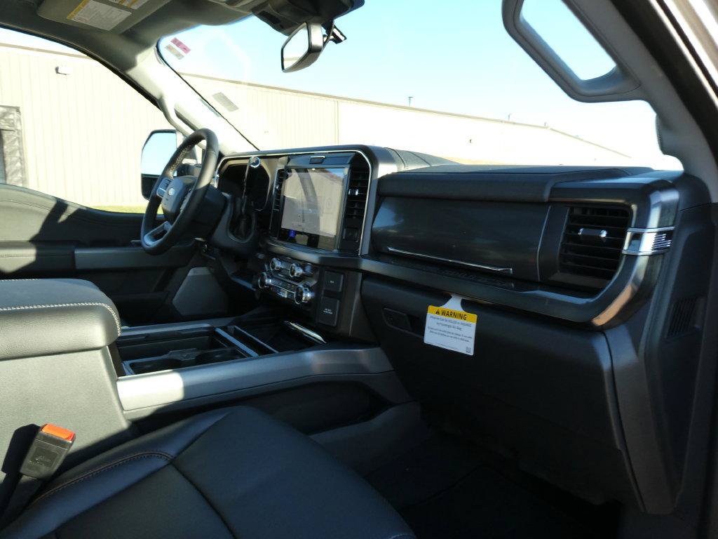 New 2027 Ford F250 Lariat w/ Black Appearance Package AWD/4WD image 12