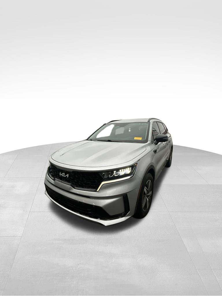 Used 2022 Kia Sorento S FWD image 2