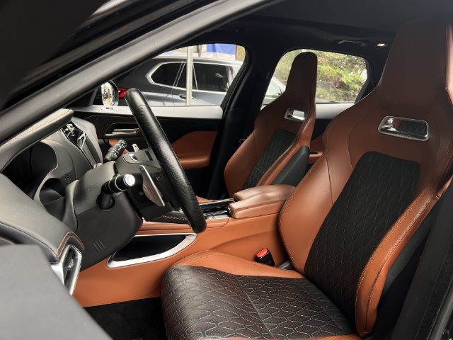 Used 2020 Jaguar F-PACE SVR AWD/4WD image 13