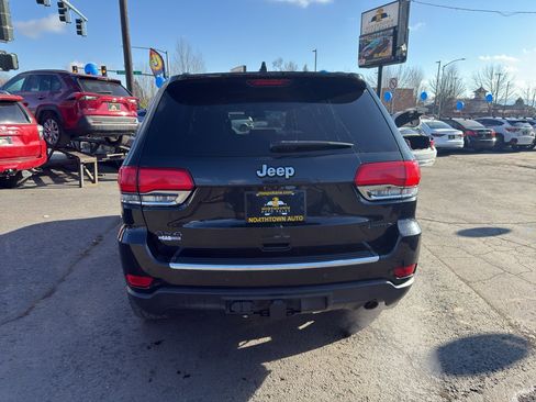 Used 2015 Jeep Grand Cherokee Limited w/ Trailer Tow Group IV image 5
