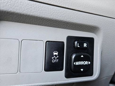 Used 2010 Toyota Corolla LE FWD image 8