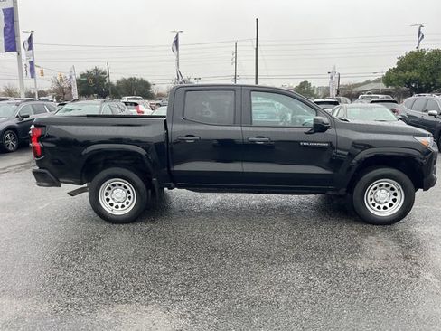 Used 2023 Chevrolet Colorado W/T image 8