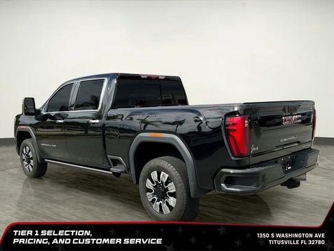 Used 2024 GMC Sierra 2500 Denali w/ Denali Reserve Package AWD/4WD image 4