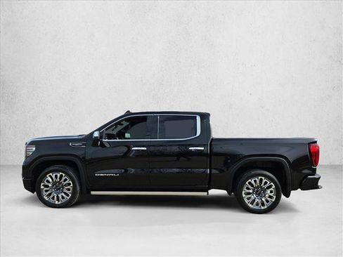 Used 2024 GMC Sierra 1500 Denali Ultimate image 8