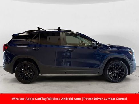 Used 2022 GMC Terrain SLE w/ Driver Convenience Package AWD/4WD image 7