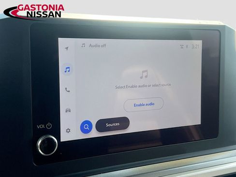 Used 2025 Toyota Tacoma SR5 image 19