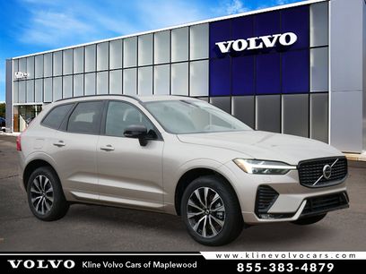 New 2025 Volvo XC60 B5 Core w/ Climate Package