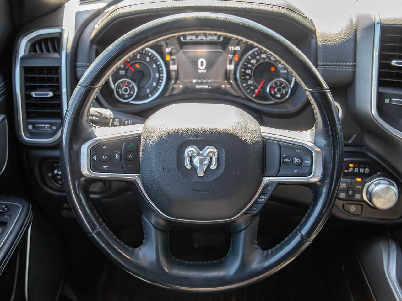 Used 2023 RAM 1500 Laramie AWD/4WD image 12