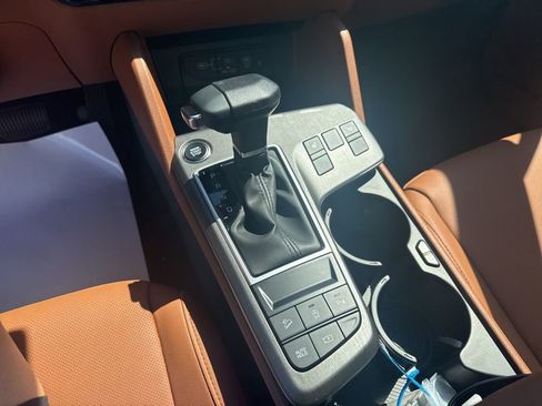 New 2026 Kia Sportage X-Line w/ X-Line Technology Package AWD/4WD image 42