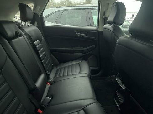 Used 2023 Ford Edge SEL w/ Convenience Package image 6