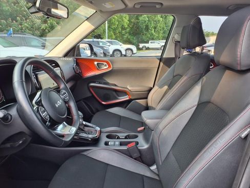 Used 2025 Kia Soul GT-Line w/ GT-Line Technology Package image 7