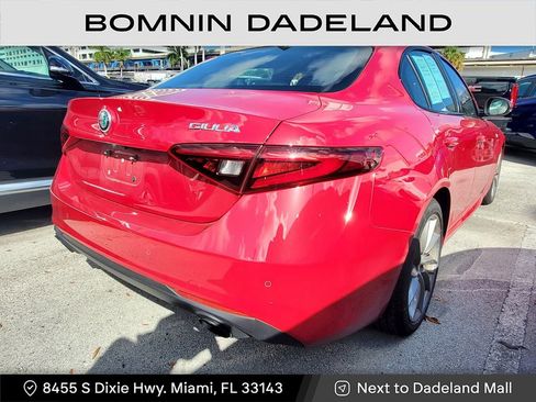 Used 2022 Alfa Romeo Giulia Ti image 4