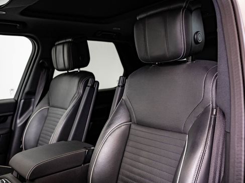 Used 2023 Land Rover Discovery HSE R-Dynamic image 26