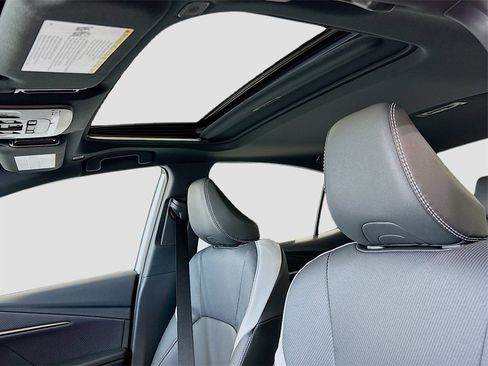 New 2026 Toyota Camry SE image 27