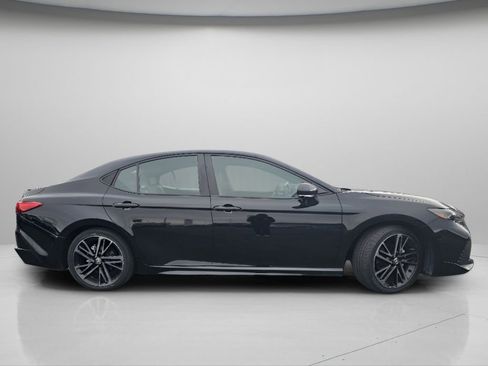 Used 2025 Toyota Camry XSE image 25