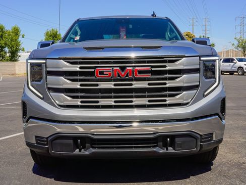 New 2026 GMC Sierra 1500 SLE AWD/4WD image 4