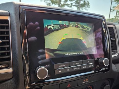 Used 2022 Nissan Frontier SV AWD/4WD image 26