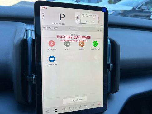 New 2026 Volvo EX30 Plus w/ Protection Package Premier image 14