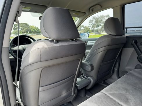 Used 2011 Honda CR-V SE image 25