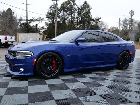 Used 2020 Dodge Charger Scat Pack w/ Dynamics Package image 10