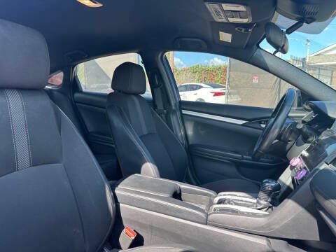 Used 2020 Honda Civic Sport image 11