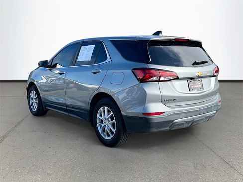 Used 2023 Chevrolet Equinox LT image 5