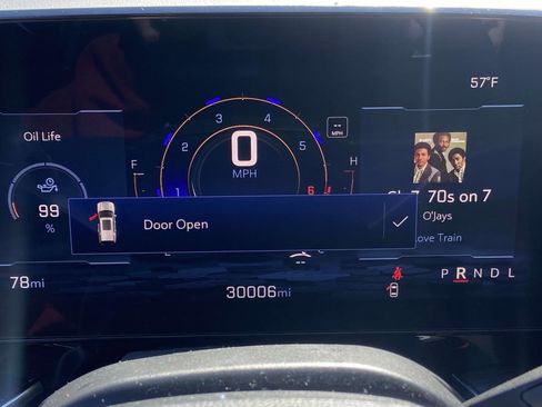 Certified 2025 Chevrolet Tahoe LS image 18