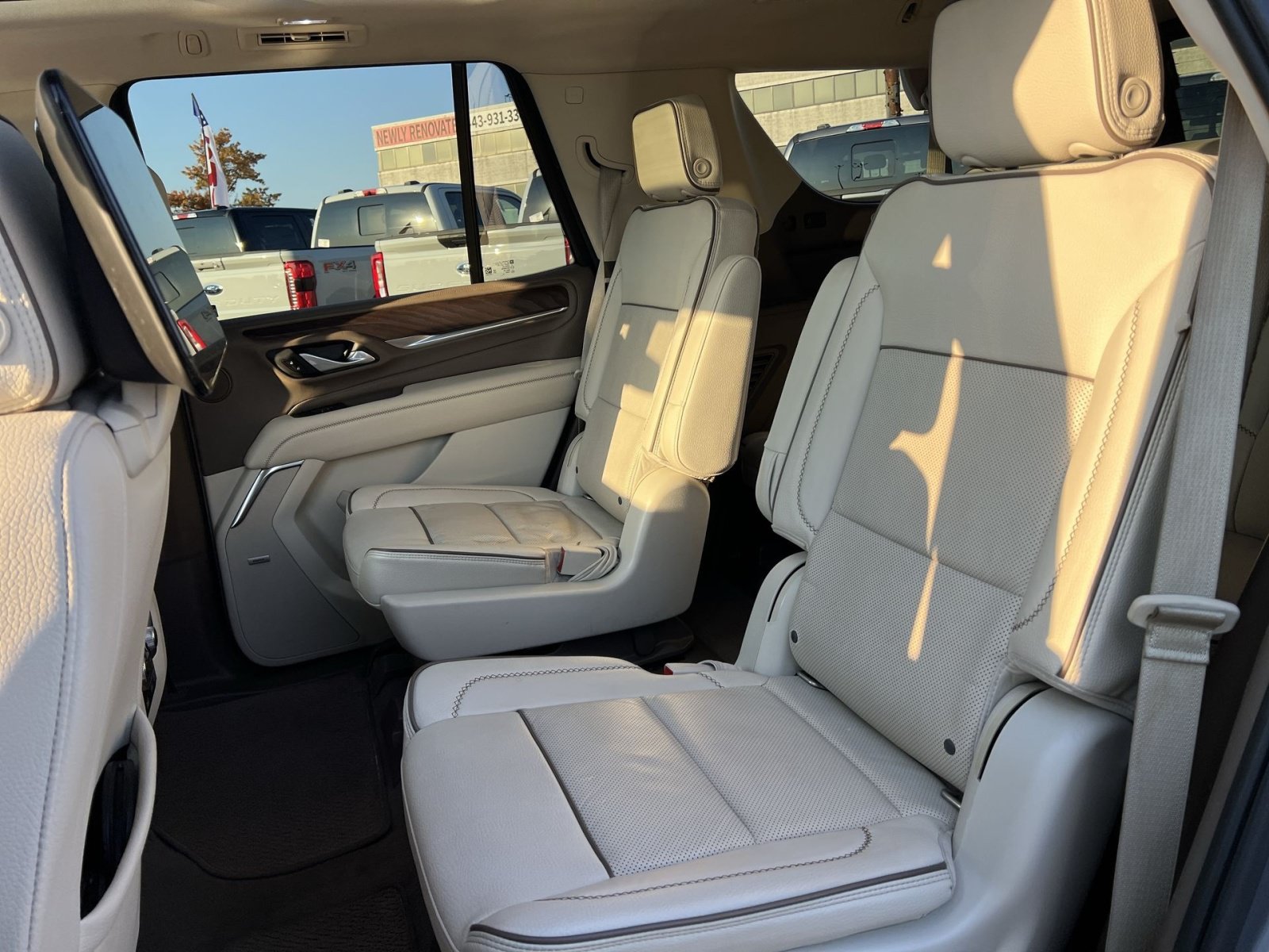 Used 2021 GMC Yukon Denali AWD/4WD image 25