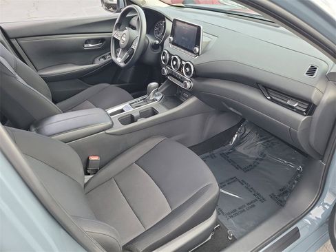 Used 2024 Nissan Sentra SV image 17