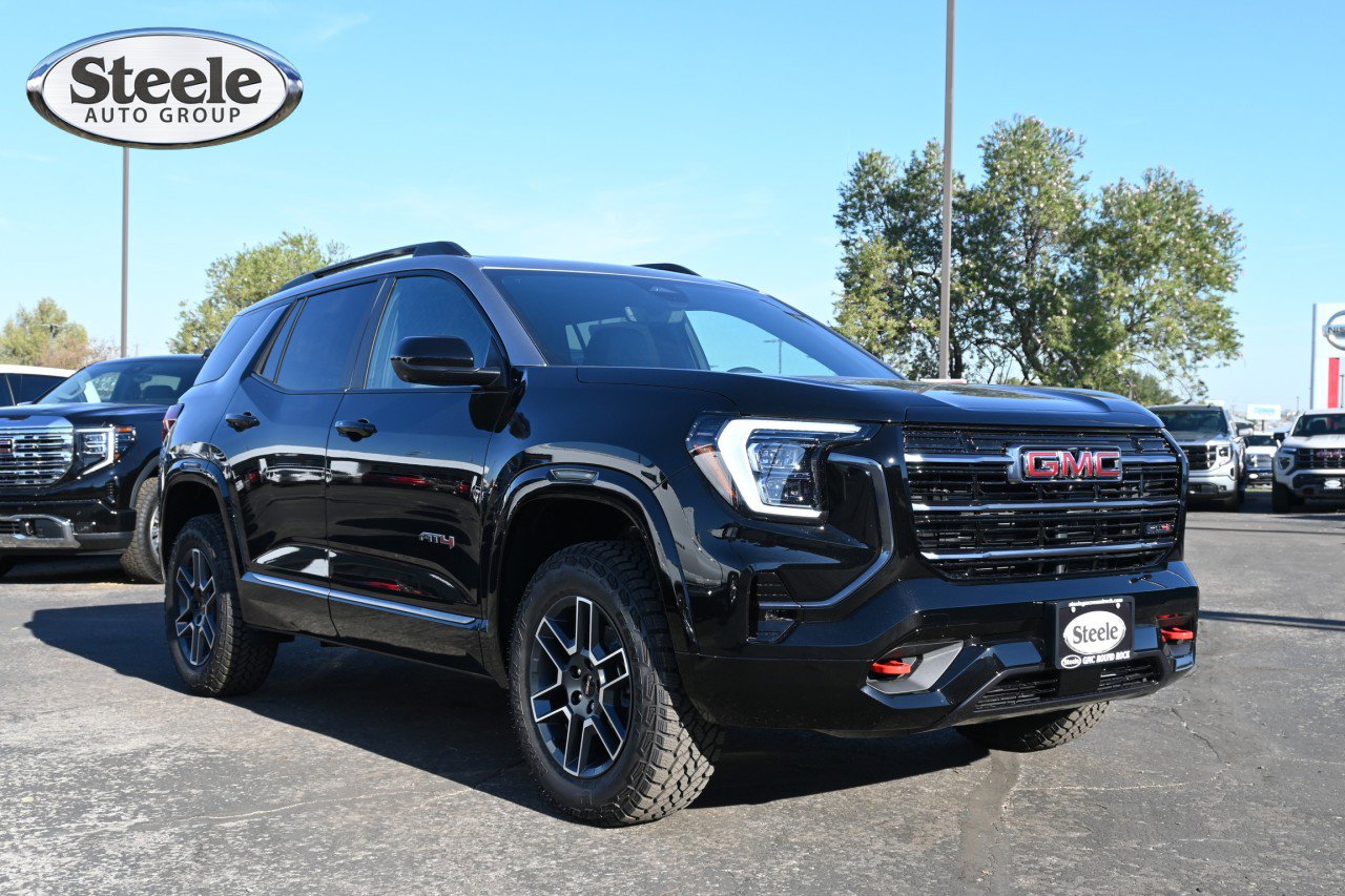 New 2027 GMC Terrain AT4 w/ Technology Package II AWD/4WD image 3