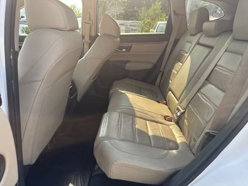 Used 2019 Honda CR-V Touring image 10