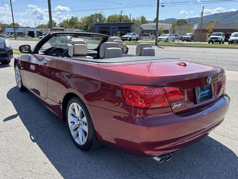 Used 2012 BMW 328i Convertible image 8