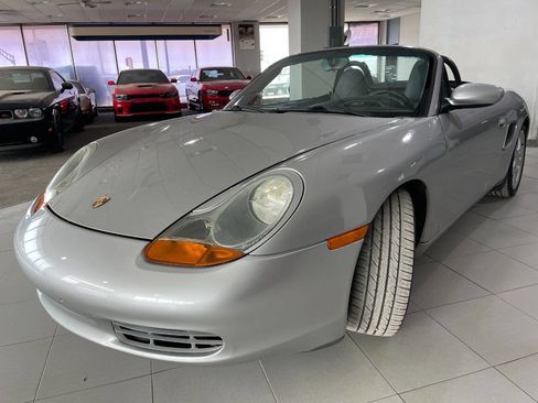 Used 2001 Porsche Boxster image 3