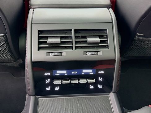 Used 2024 Porsche Panamera 4 image 27