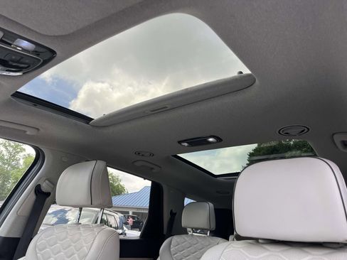 Used 2021 Hyundai Palisade Limited FWD image 19