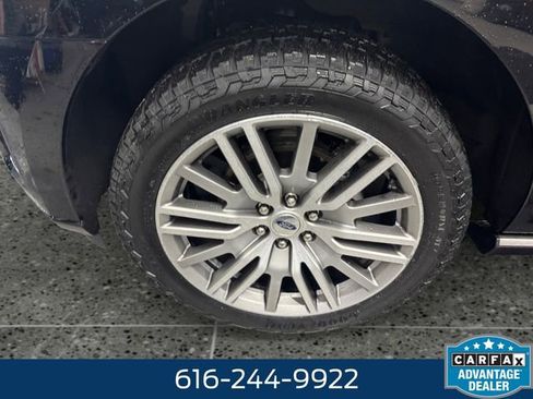 Used 2022 Ford Expedition Platinum AWD/4WD image 24