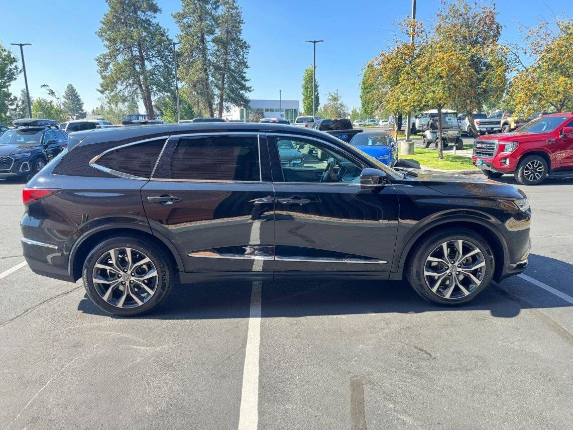 Used 2023 Acura MDX w/ Technology Package AWD/4WD image 6